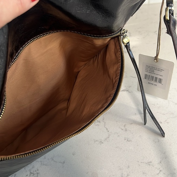 Hobo Approach Crossbody Black NWT - Picture 8 of 9